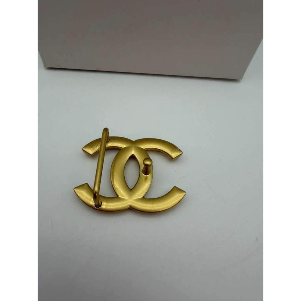 Chanel CC Logo Gold Belt Buckle – Textured – Buckle Only – Statement Piece - Picture 6 of 9
